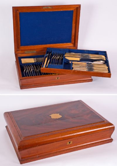 Mahogany Canteen of Assorted Cutlery at Dolan's Art Auction House