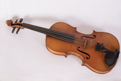 Cased Violin & Bows at Dolan's Art Auction House