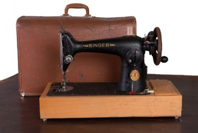 Singer Sewing Machine at Dolan's Art Auction House