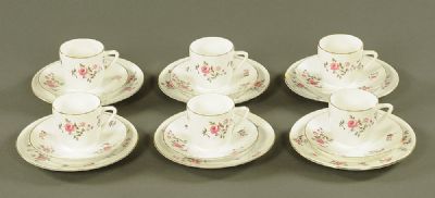 Victorian Rose Patterned China at Dolan's Art Auction House