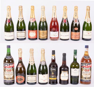 Assorted Champagnes, Cinzano etc, 16 Bottles in total at Dolan's Art Auction House