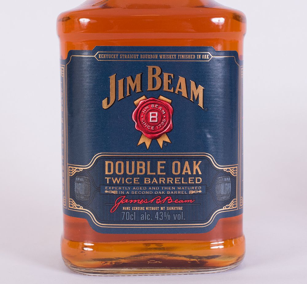 Jim Beam Double Oak Bourbon Whiskey & 2 Whiskey Glasses | Dolan's Art  Auction House, Ireland
