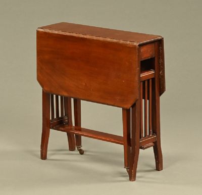 Edwardian Mahogany Sutherland Table at Dolan's Art Auction House