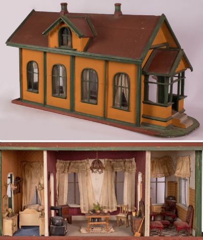 Good Late Victorian Doll's House at Dolan's Art Auction House