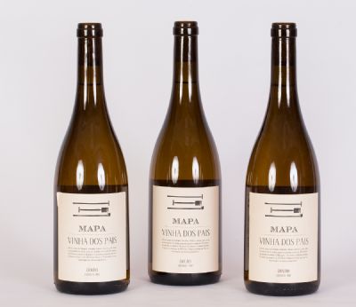 3 Bottles, Mapa Vinha Dos Pais Branco 2017 at Dolan's Art Auction House